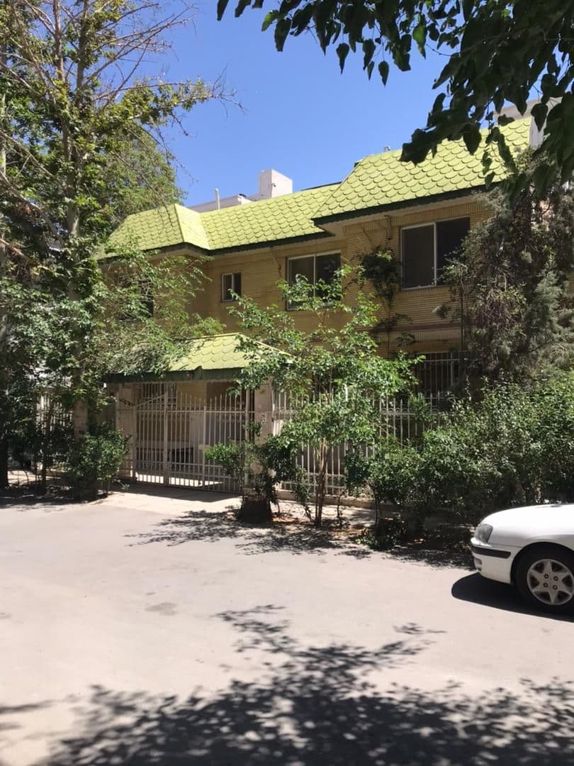 عکس هایی از نمای محل جدید دبیرستان مفید