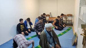 اقامه نماز جماعت در مجتمع آموزشی مفید