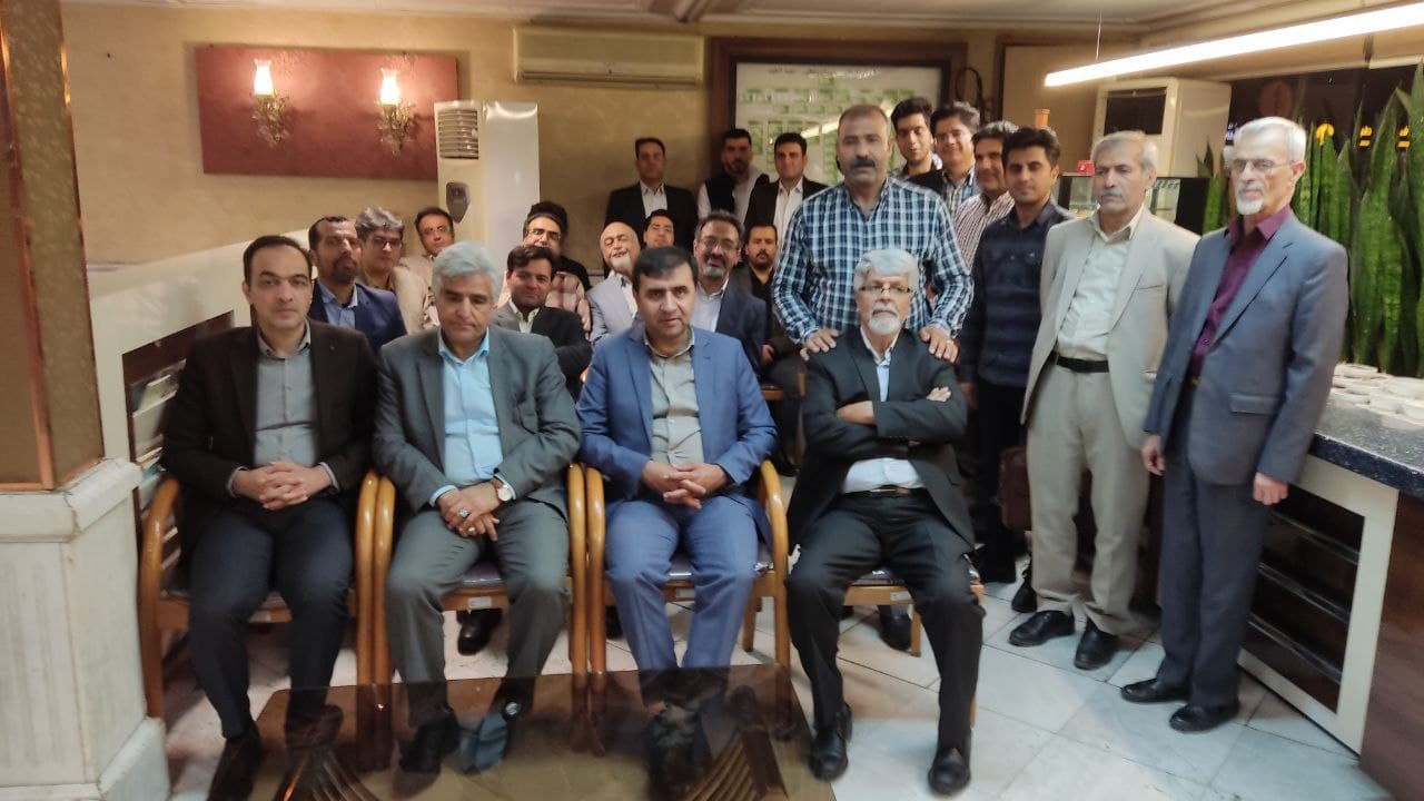 مراسم هفته بزرگداشت مقام معلم در مجتمع آموزشی مفید